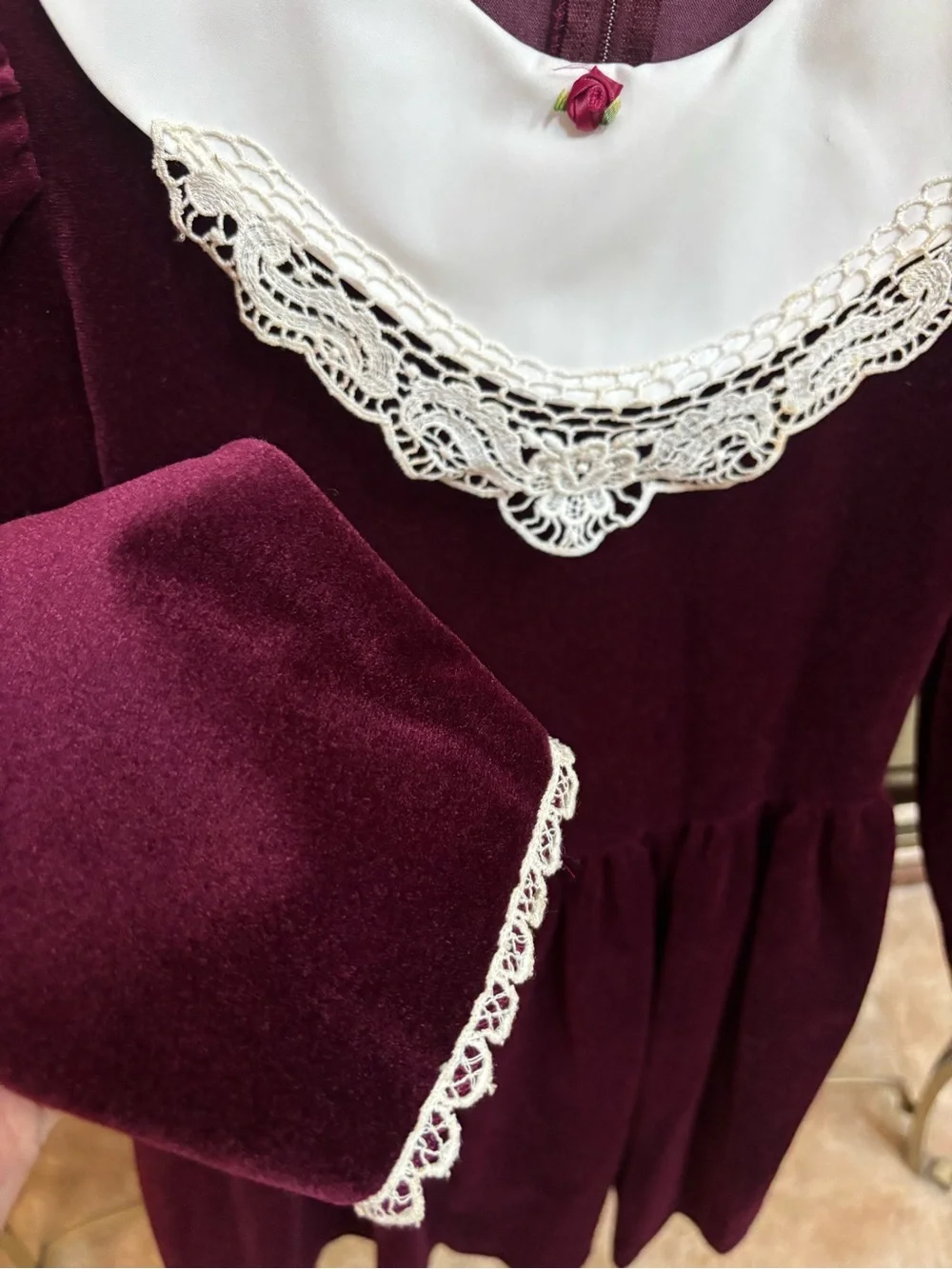 Girls Velvet Lace-Collar Dress Deep Burgundy Vintage Holiday Formal Wedding Sz 8